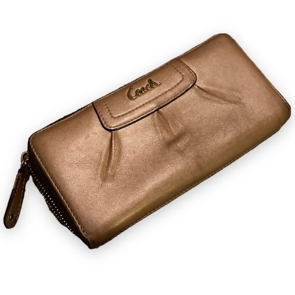 Tan leather coach wallet - Picture 1 of 5